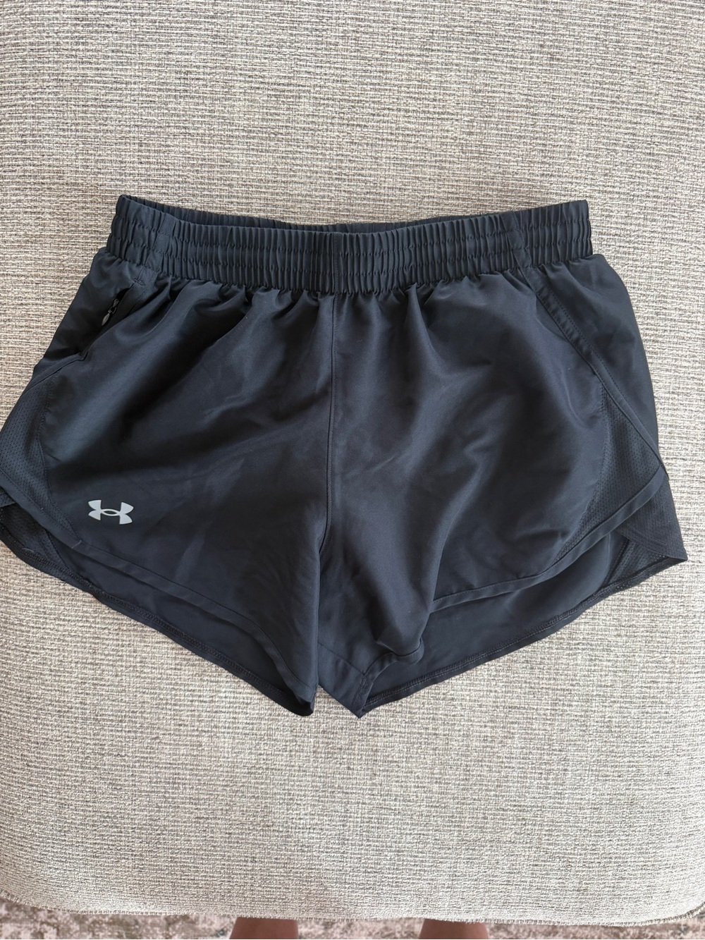 Under Armour Women’s Black Running Shorts size small - Picture 1 of 3